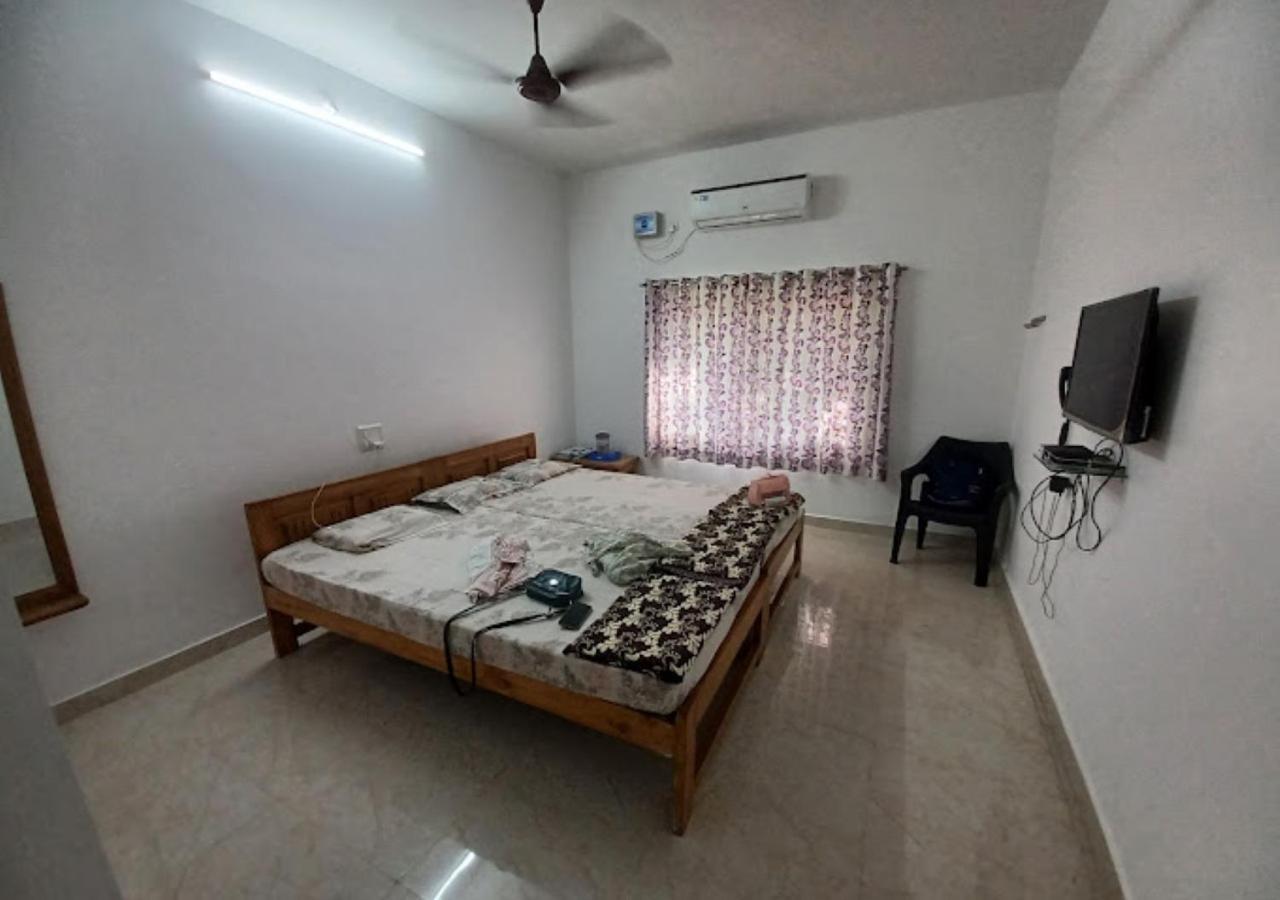 Bapat Niwas Home Stay Ganpatipule Kültér fotó