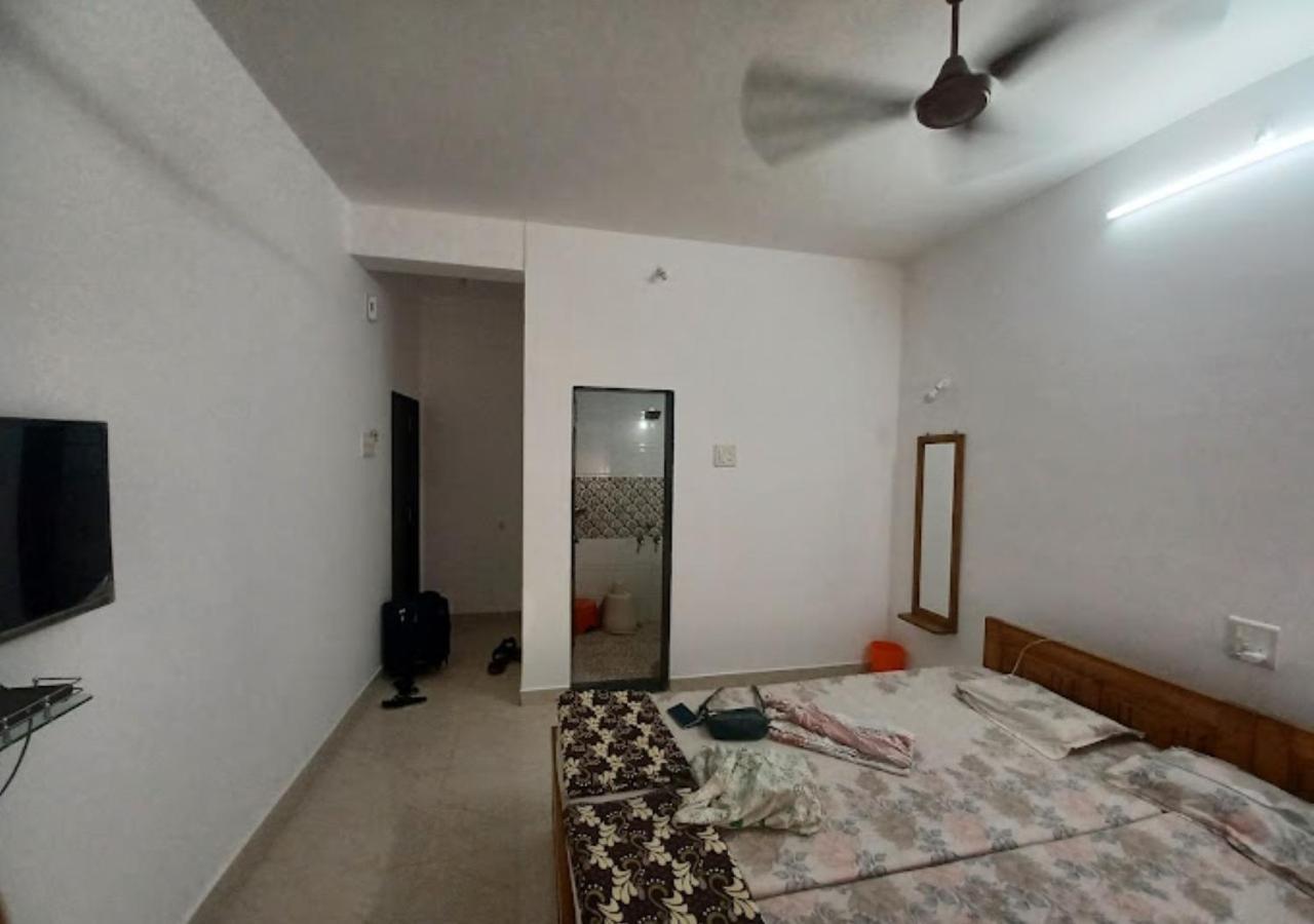Bapat Niwas Home Stay Ganpatipule Kültér fotó