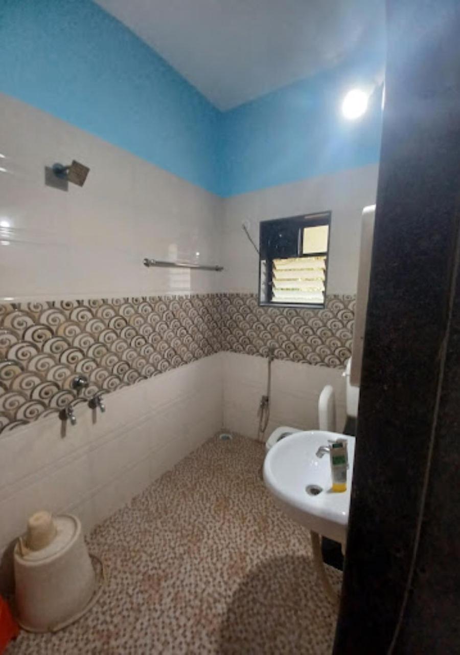 Bapat Niwas Home Stay Ganpatipule Kültér fotó