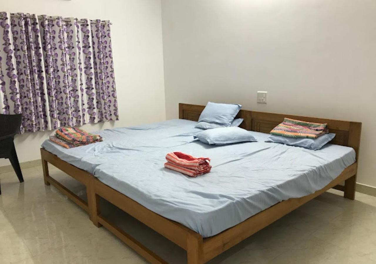 Bapat Niwas Home Stay Ganpatipule Kültér fotó